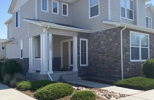 Fountain Casa | Charming two-story, garage, PLUS foreign car rental! Lodging & Transportation!!