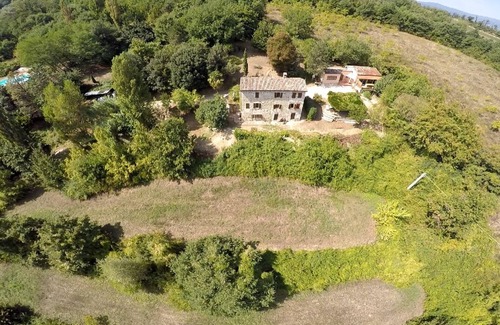 Bivio Lugnano Casa | Encantadora casa de vacaciones en Umbría 10p, increíbles vistas y piscina de 15m