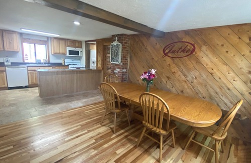 Monument Otro | Charming updated 1889 farmhouse in serene Larkspur/Monument Colorado.