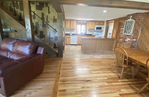 Monument Otro | Charming updated 1889 farmhouse in serene Larkspur/Monument Colorado.