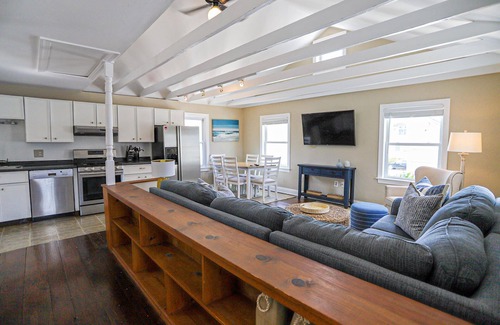 Stone Harbor Casa | Charming upside-down style single-family home