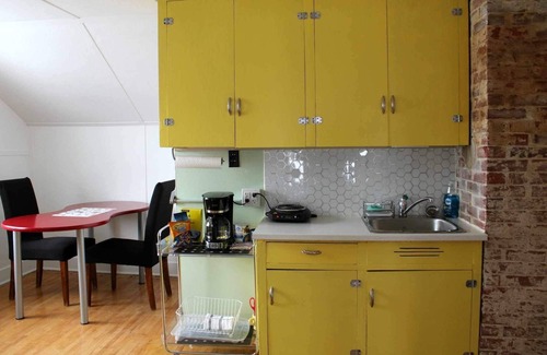 Yorkton Apartamento | Charming upstairs apartment