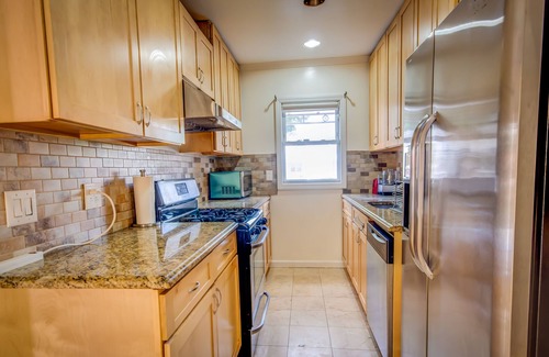 Queens Casa | ★Charming Urban Getaway for NYC vacation ★