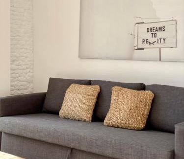 Barrio de La Latina Apartamento | Charming Urban La Latina