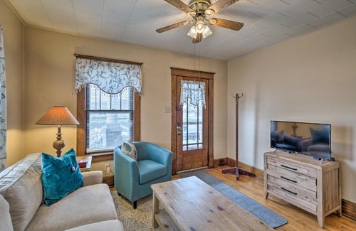 Urbana Casa | Charming Urbana Home Near Downtown!