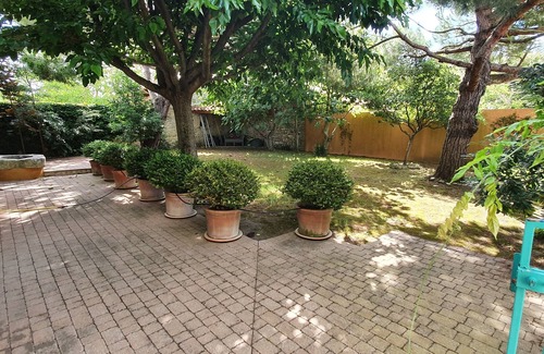 Saint-Denis-d'Oleron Casa | Charming villa in the center of town, with swimming pool, close to the sea and market.