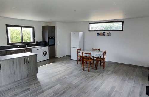 Saint-Remy-des-Landes Casa | Charming vacation home