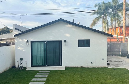 Mar Vista Casa | Charming Venice guesthouse