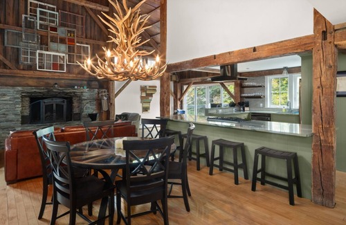Warren Casa | Charming Vermont Farmhouse Retreat: Three Unique Units Combined