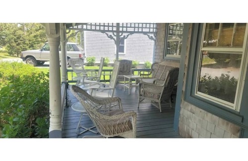East Chop Casa | Charming, Victorian in East Chop