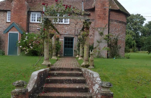 Chiddingly Casa | Encantadora antigua casa victoriana de Oast House convertida en un hogar confortable