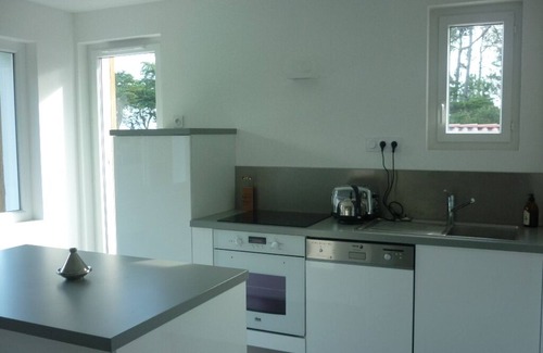 Le Canon Casa | Charming Villa, 3 Bedrooms, 2 Bathrooms, 5mn walk from the beaches of Canon