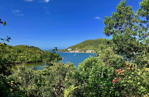 Busuanga Casa | Villa con encanto y jardín con puesta de sol y vistas a la bahía