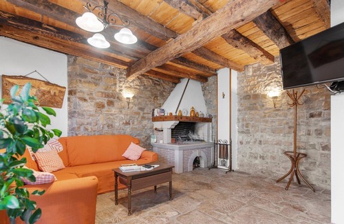 Oprtalj Villa | Villa Letizia / Lovely Villa Letizia in northern Istria