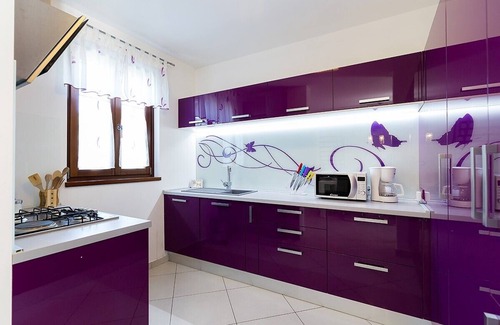 Selina Villa | Villa maravillosa en Sv. Lovrec con piscina, jardín, barbacoa y parque infantil