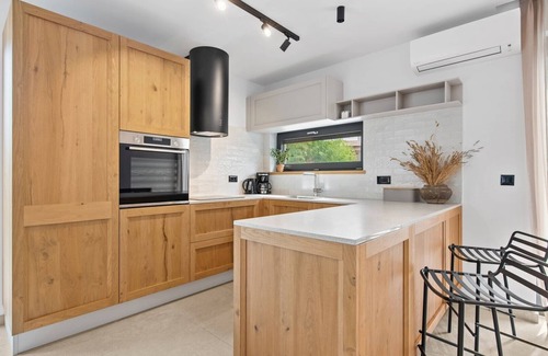 Kadumi Villa | Villa Vallis / Beautiful Villa Vallis near Poreč, Istria