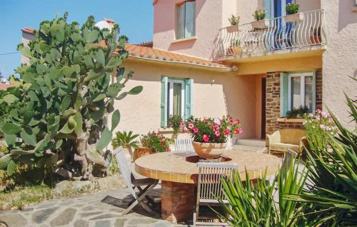 Plage d'Argeles Apartamento | Charming villa with pool, sea and mountain views