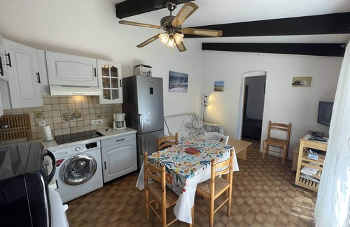 Saint-Cyprien Plage Villa | Villa de 2 habitaciones, piscina y patio privado - cerca de playa y comercios (6 personas)