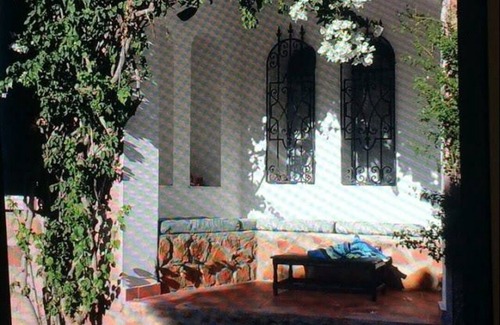 Taklisah Villa | Charming villa with swimming pool