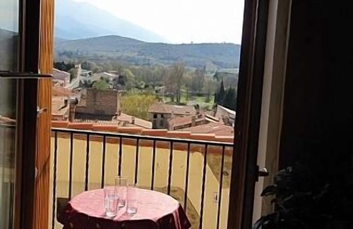 Rodes Casa | Encantadora casa de pueblo con fabulosas vistas a la montaña