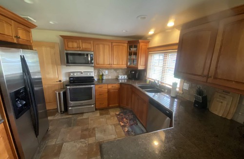 Roseburg Casa | Charming Vineyard Estate