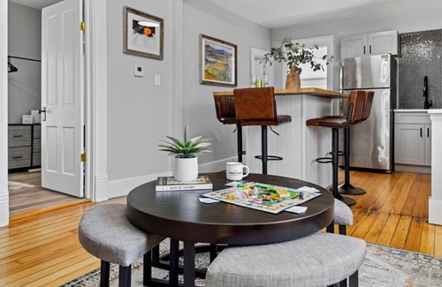 Fort Collins Casa | Charming Vintage Cottage with Hot Tub & Free Bikes!