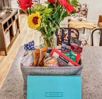 Washington Park West Casa | Charming Washington Park Getaway