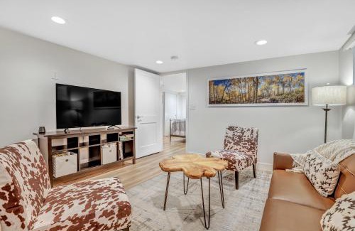 Washington Park West Casa | Charming Washington Park Getaway