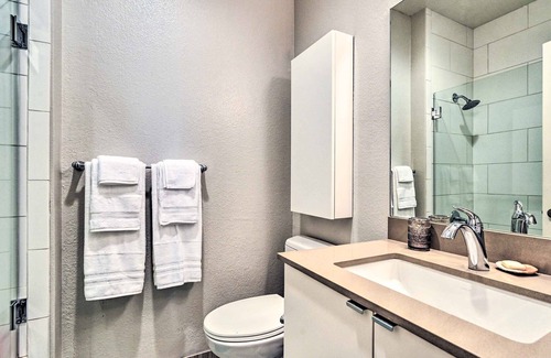 Marina Bay Condominio | Charming Waterfront Condo w/ Resort Amenities