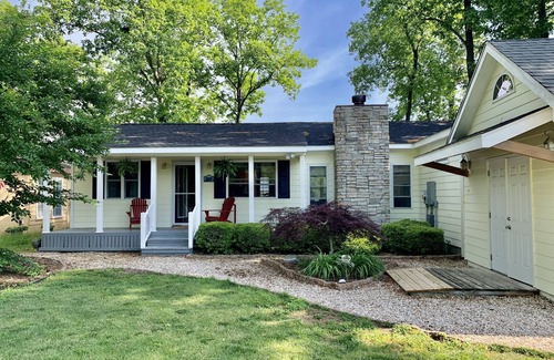 Saluda Casa | Charming Waterfront Home on Sought After Piankatank!