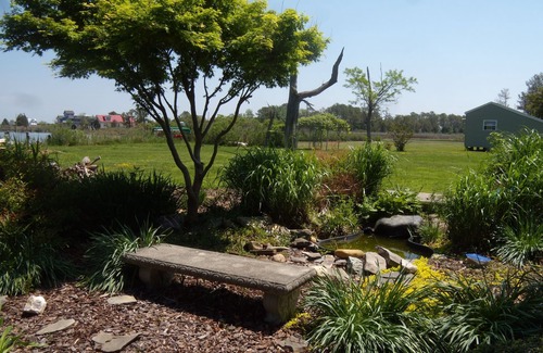 Piney Point Cabaña | Waterfront Escape encantador con playa y muelle para pescar y pescar cangrejos