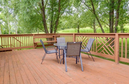 Watkins Glen Casa | Charming Watkins Glen Home with Deck and Yard!