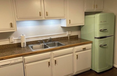 West Highland Condominio | Charming West Highlands Condo!