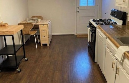 West Highland Condominio | Charming West Highlands Condo!
