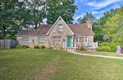 Winston - Salem Casa | Charming Winston-Salem Home about 5 Mi to Dtwn!