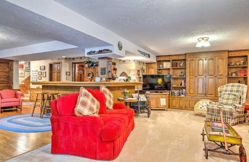 Woodbridge Apartamento | Charming Woodbridge Apt with Porch and Gazebo!