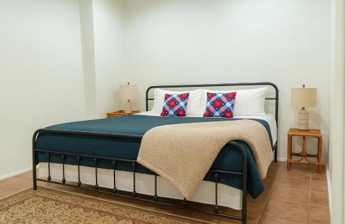 Nocona Casa | Charmingrusticcabinfarmpet Friendlyaffordable