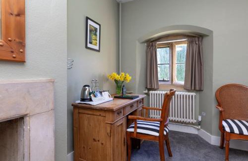 Charney Bassett Casa | Charney Manor