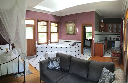 Warburton Cabaña | Charnwood Cottages