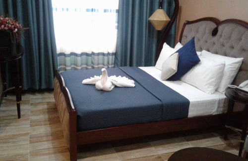 Dumaguete Hotel | Charo's Dormitel