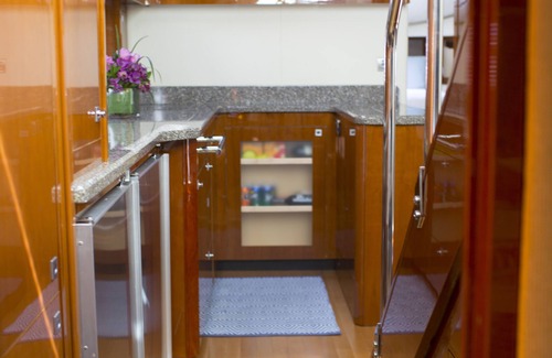 Downtown Miami Alquiler De Eote | Charter 60ft Sea Ray Private Yacht