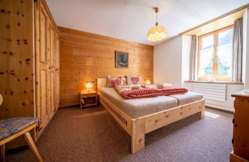 Lavin Apartamento | Chasa Plazza Gronda