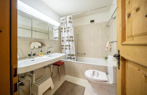 Lavin Apartamento | Chasa Plazza Gronda