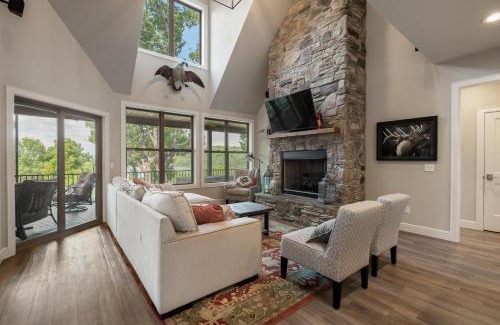 Rogers Casa | Chasing Sunsets