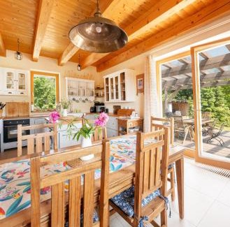 Nova Paka Chalet De Esquí | Chata Eva