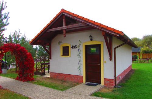 Liptovsky Mikulas Cabina | Chata u vinára Milana, Tatralandia