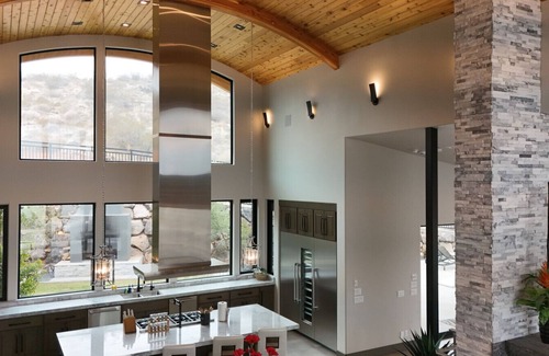 Hurricane Apartamento | Chateau 58 ~ Ultra Luxury Mansion ~ Pool ~ Events!