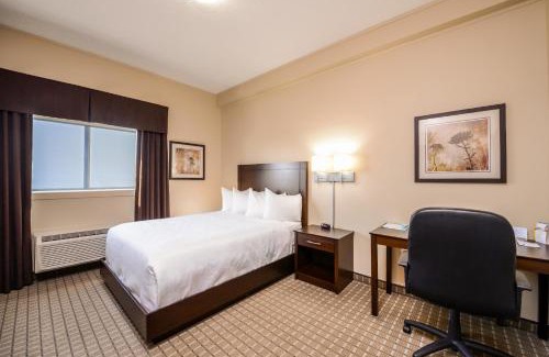 Kindersley Hotel | Chateau All Suites Hotel