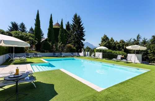 Chambery Apartamento | Chateau Authentique avec piscine dans les Vignes