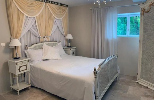 Saint-Christoly-de-Blaye Apartamento | Chateau Bavolier